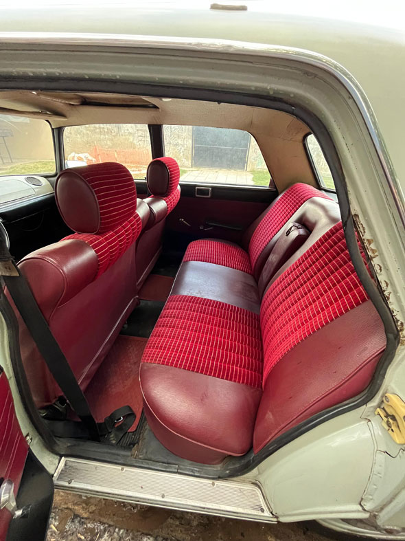 Peugeot 404 - Foto 4