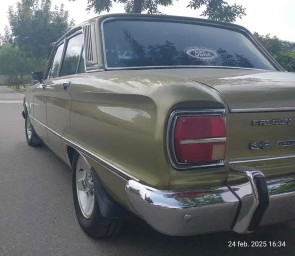 Ford Falcon