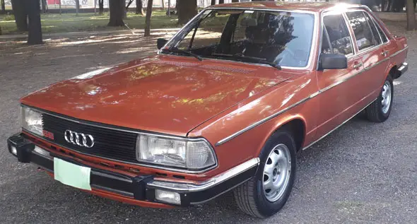 Audi  100 GL5S