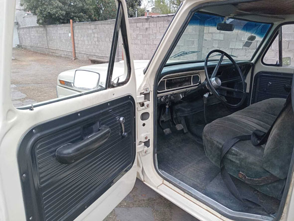Ford  F-100
