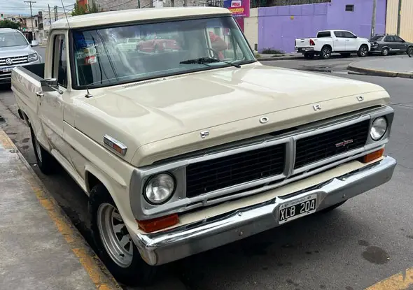 Ford  F-100