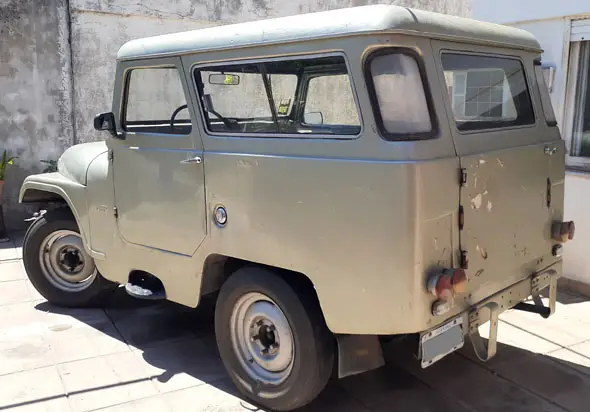 Jeep IKA JA-3UB
