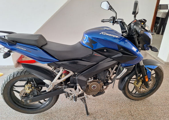 Bajaj Rouser NS 200 - Foto 3