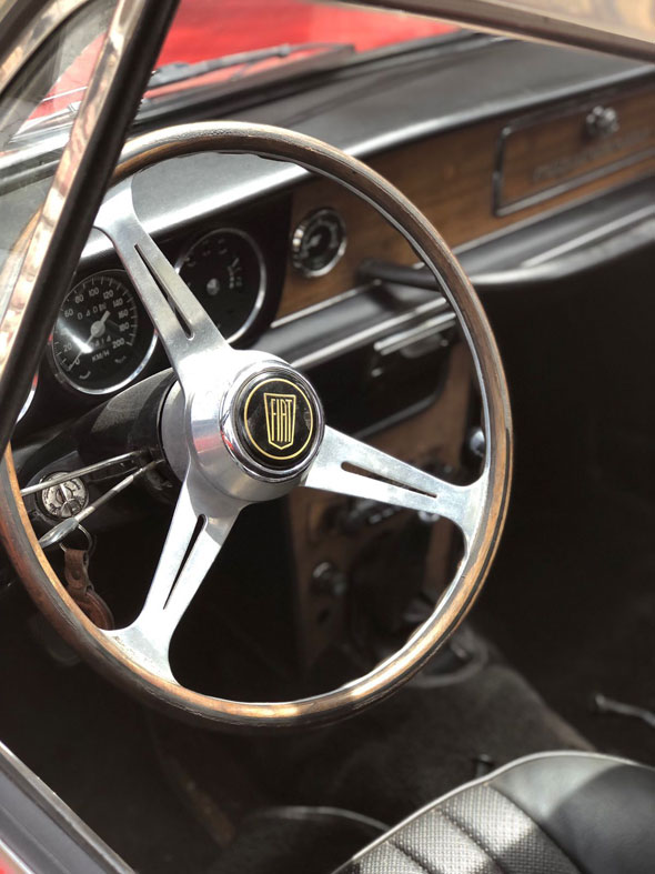 Fiat 1500 Coupé Vignale
