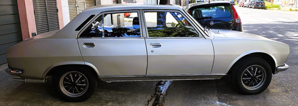 Peugeot 504