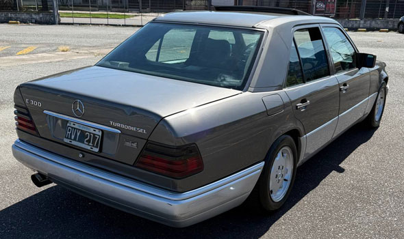Mercedes Benz E300 W124 - Foto 4