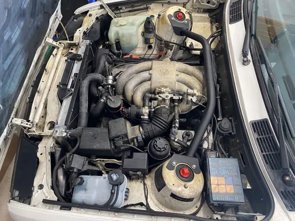 BMW 325i E30