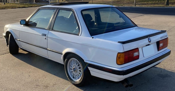 BMW 325i E30 - Foto 3