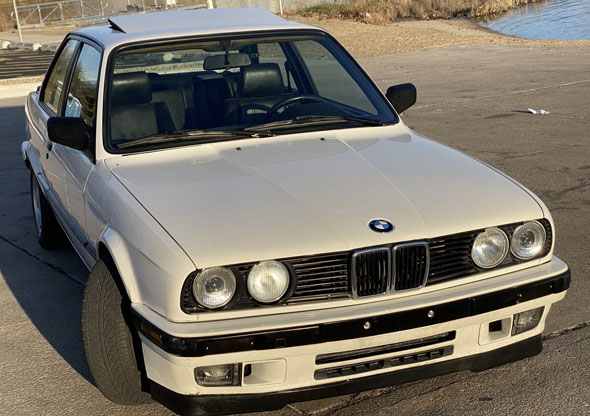BMW 325i E30