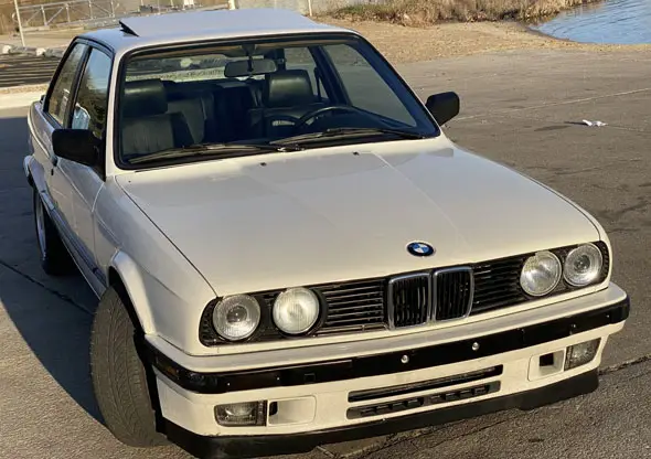 BMW 325i E30