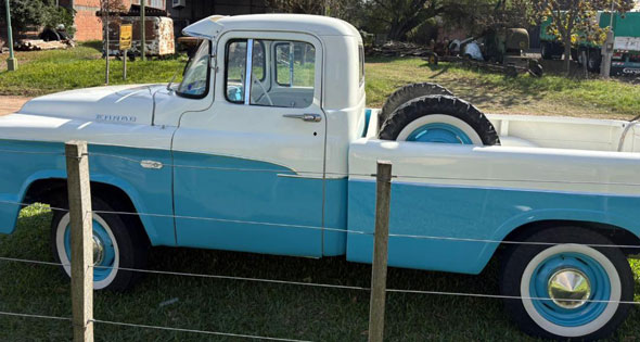 Dodge Fargo D100 1960
