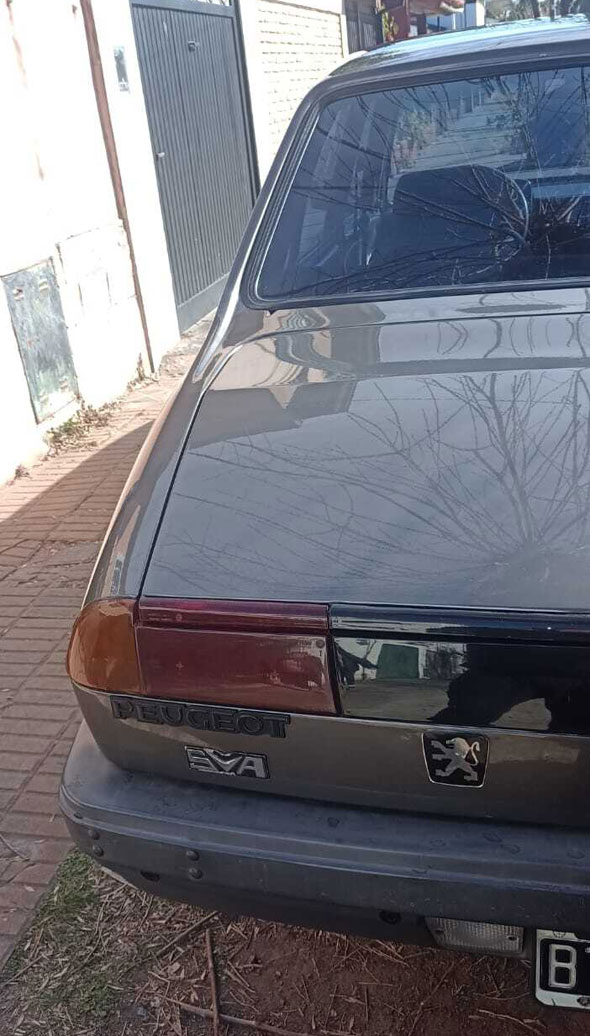 Peugeot 504 1997 - Foto 4