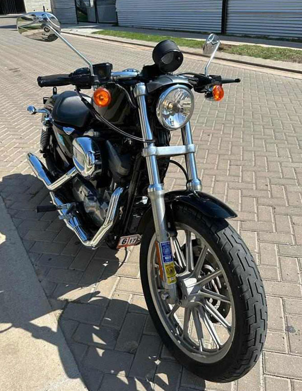 Harley Davidson 883 Sportster