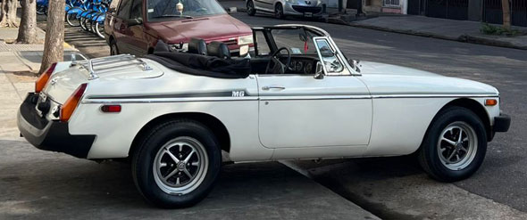 MG  B
