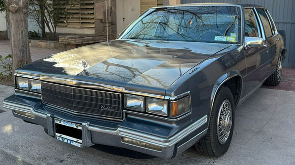 Cadillac Sedán Deville