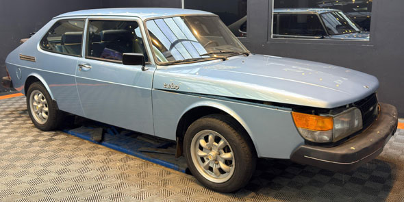 Saab Turbo 900