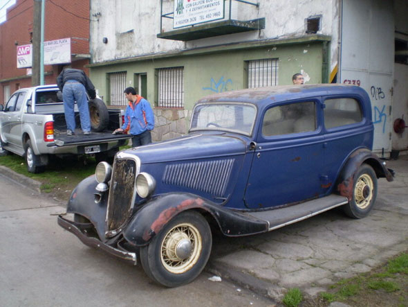 Ford Sedán 1934 - Foto 2