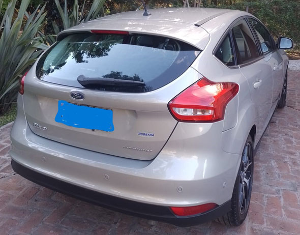 Ford Focus Titanium AT 2.0 - Foto 2