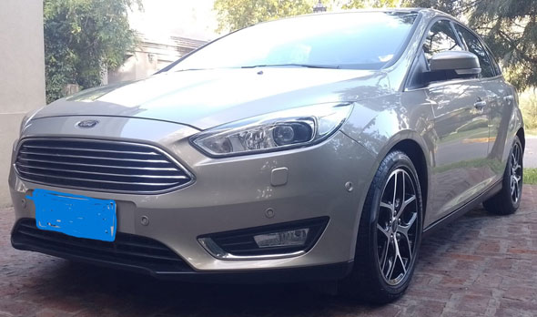 Ford Focus Titanium AT 2.0 - Foto 3
