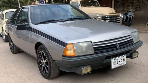 Renault Coupé Fuego GTX 2.2