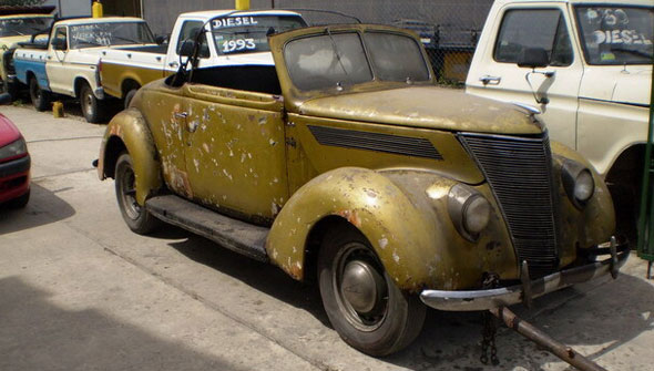 Ford 1937 Roadster