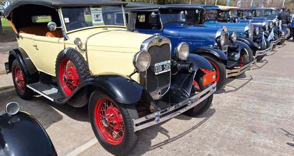 Ford A 1931 180 Victoria Convertible - Foto 2