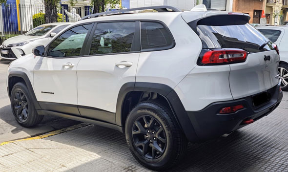 Jeep Cherokee Trailhawk 3.2 V6 - Foto 4