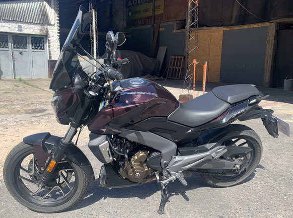 Bajaj Dominar 400 - Foto 3