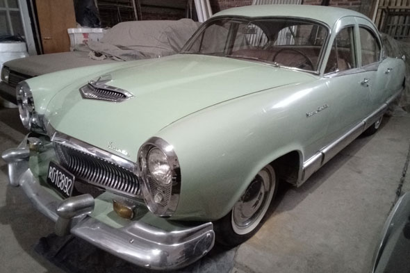 IKA Kaiser Carabela 1958