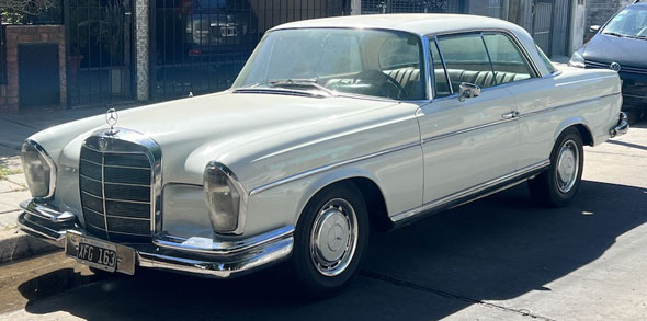 Mercedes Benz 300 SE W112