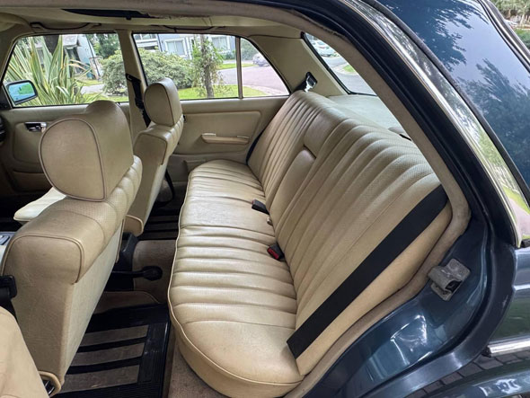 Mercedes Benz 230 E - Foto 4