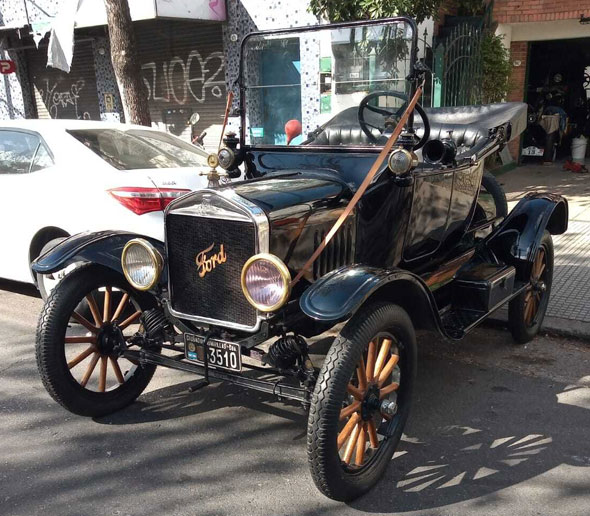 Ford 1917 - Foto 2