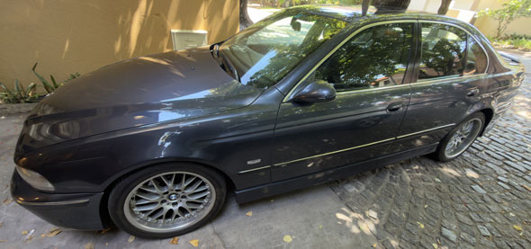 BMW 523i Sedán (Generación E39)