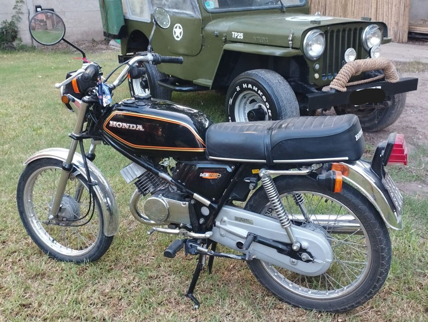 Honda MB 100 De Luxe