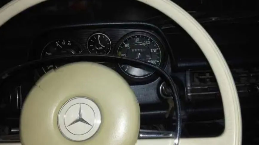 Mercedes Benz 230 - Foto 2