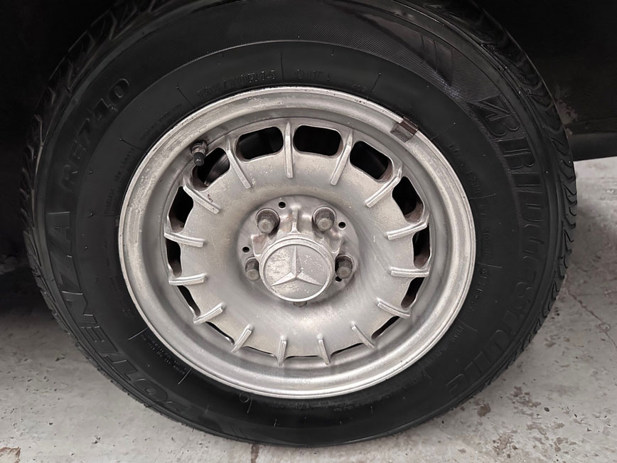 Mercedes Benz 230 CE 1981 - Foto 3