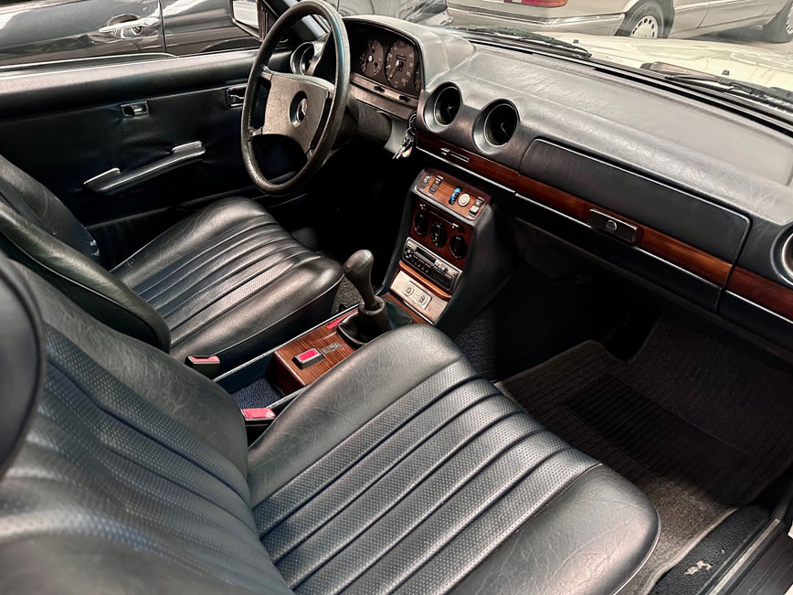 Mercedes Benz 230 CE 1981 - Foto 4