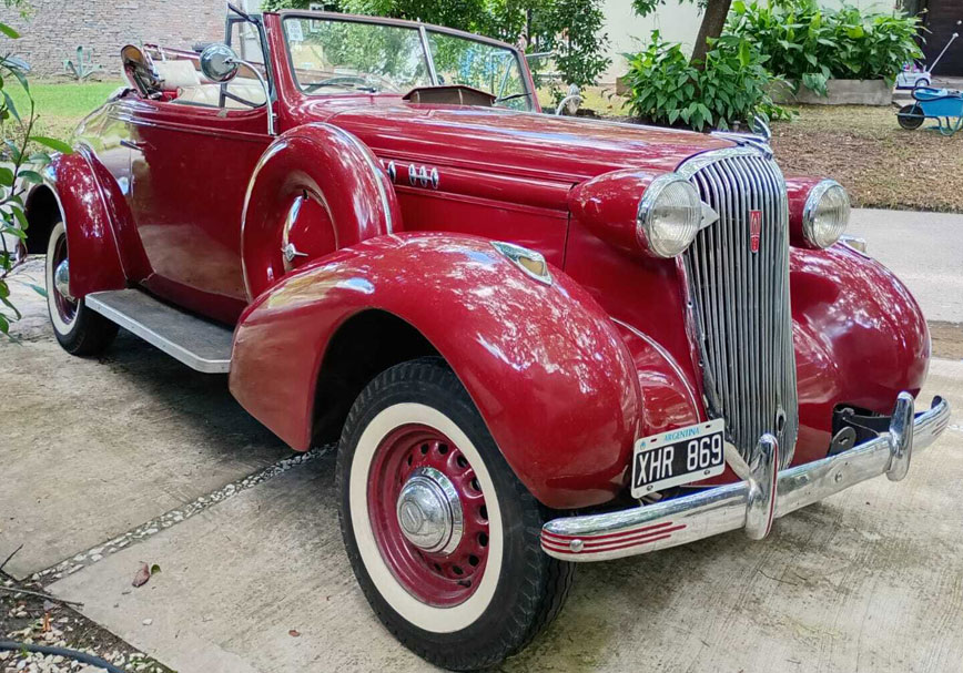 Oldsmobile Holiday 1936 Coupé Convertible