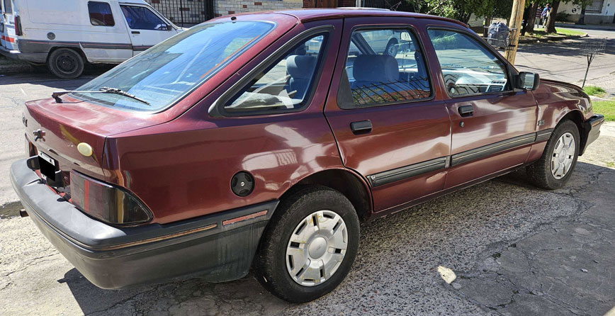 Ford Sierra - Foto 2
