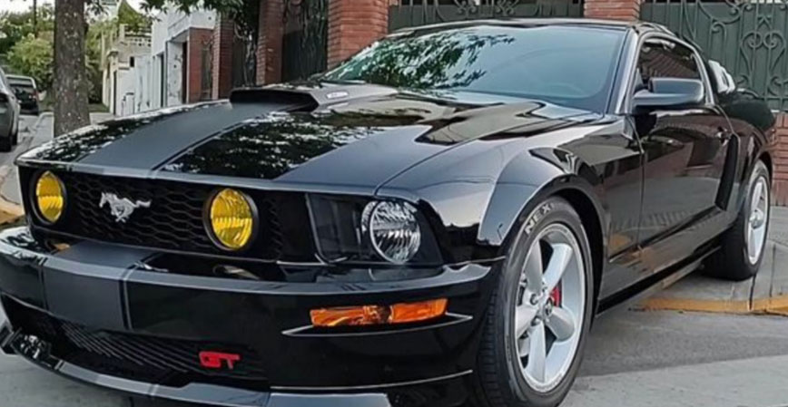 Ford Mustang - Foto 2