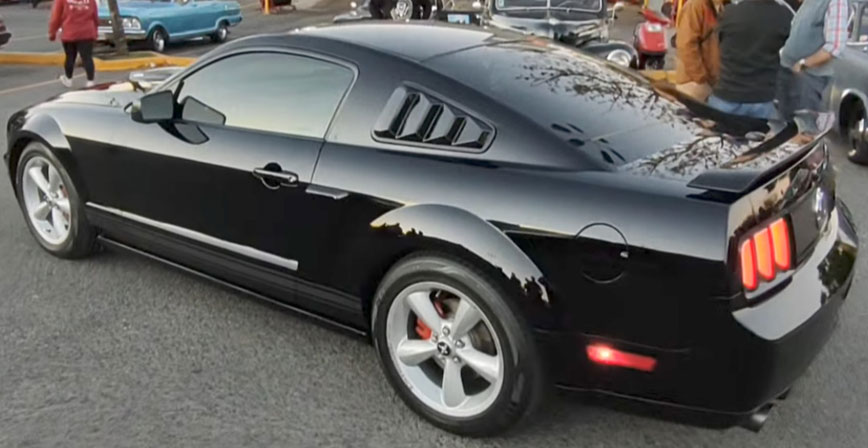 Ford Mustang - Foto 3