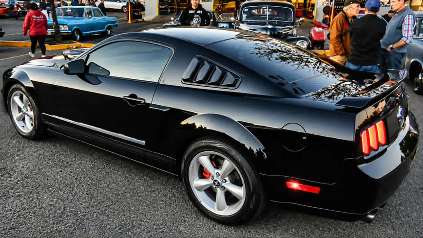 Ford Mustang - Foto 2