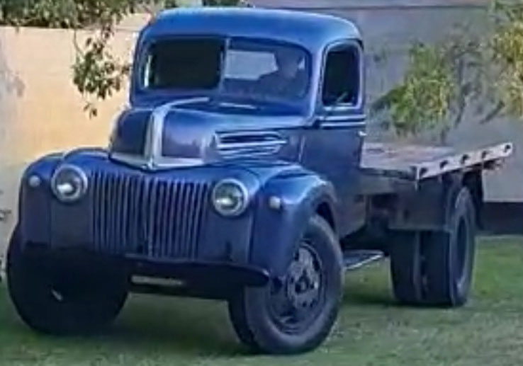 Ford 1 1/2 Ton - Foto 2