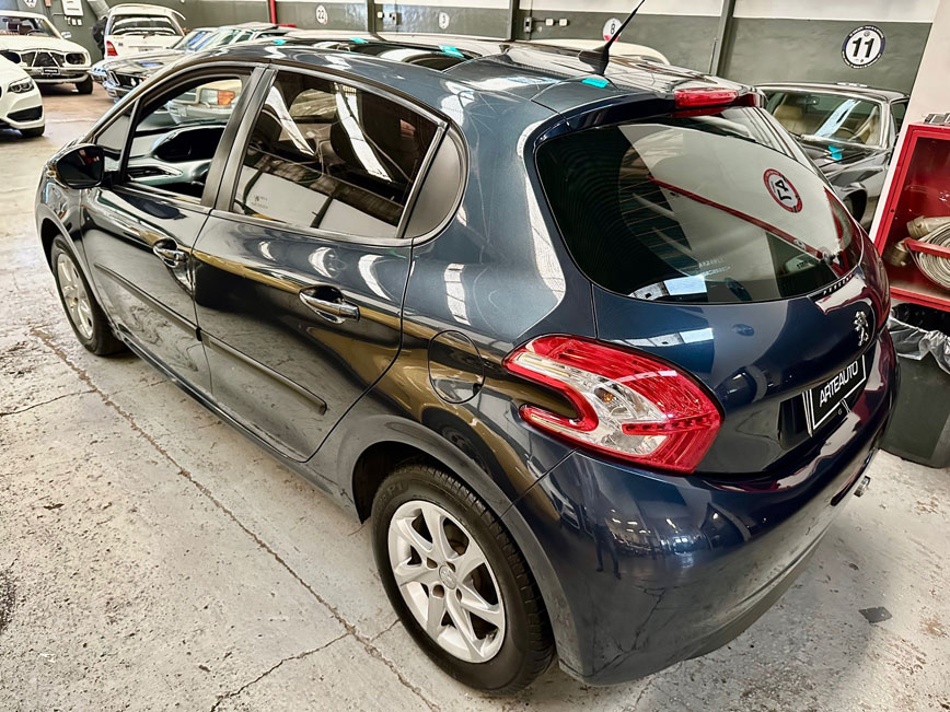 Peugeot 208 Allure Plus Nav 2016 - Foto 3