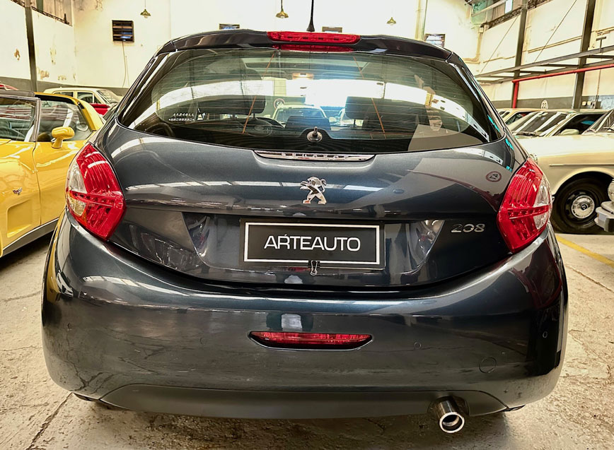 Peugeot 208 Allure Plus Nav 2016 - Foto 4