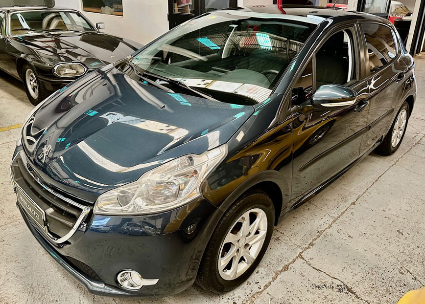 Peugeot 208 Allure Plus Nav 2016