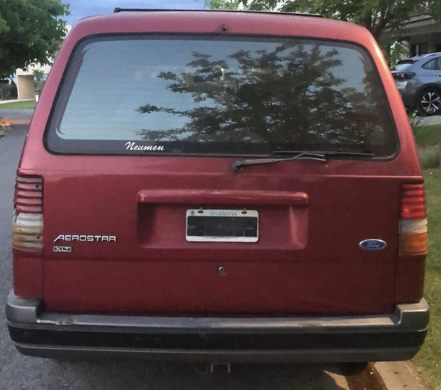 Ford Aerostar - Foto 3