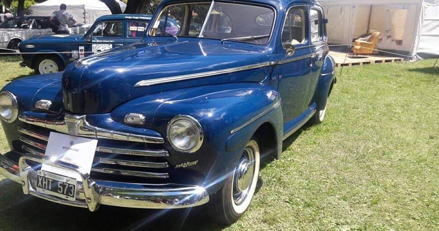 Ford Sedán 4 Ptas. De Luxe 1946 - Foto 4