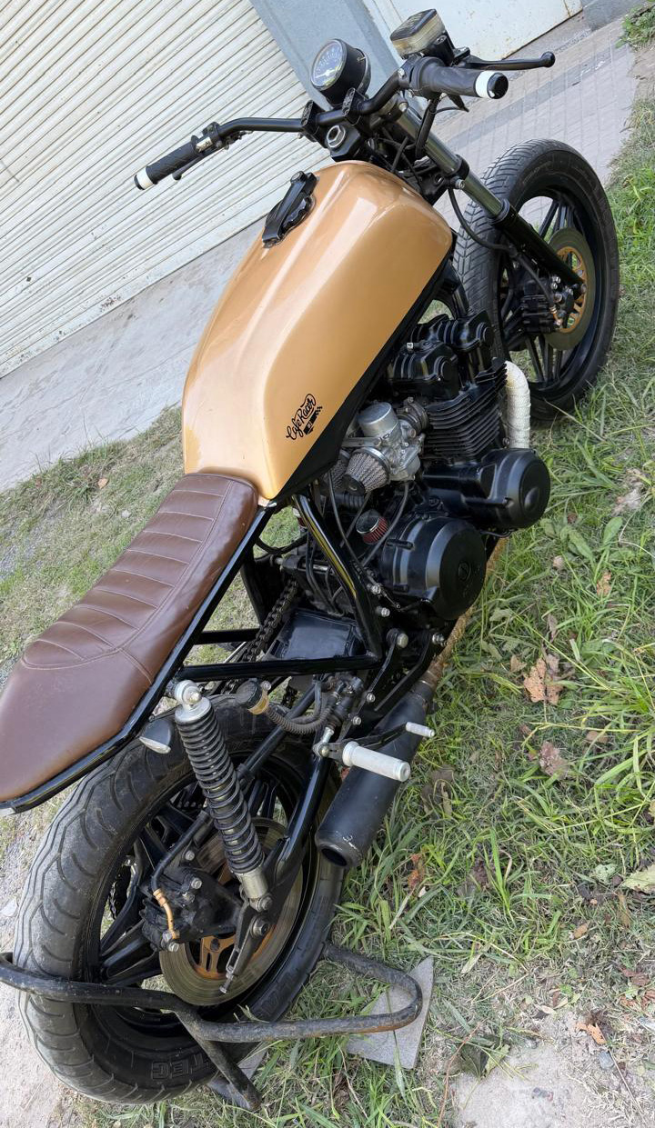 Honda Cafe Racer - Foto 4