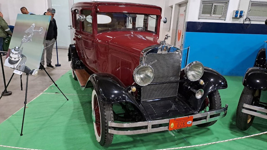 Plymouth 1929
